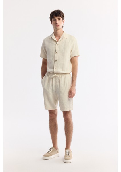 Erkek Bej Beli Lastikli Bağcıklı %100 Pamuk Relaxed Fit Şort A51Y3708