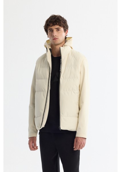 Erkek Ekru Kapüşonlu Su İtici Rüzgar Geçirmez Çıkarılabilir Yelekli Mevsimlik Mont A42Y6100