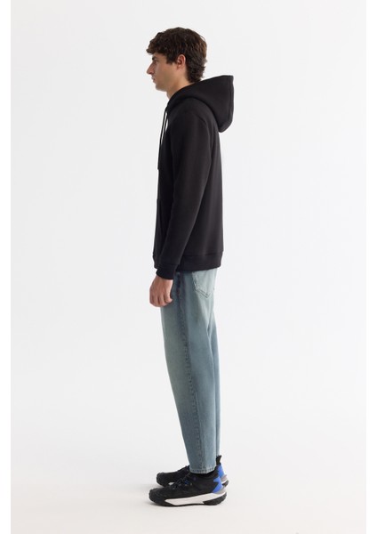 Erkek Siyah Kapüşonlu 3 İplik Şardonlu Regular Fit Sweatshirt B001103 modelleri