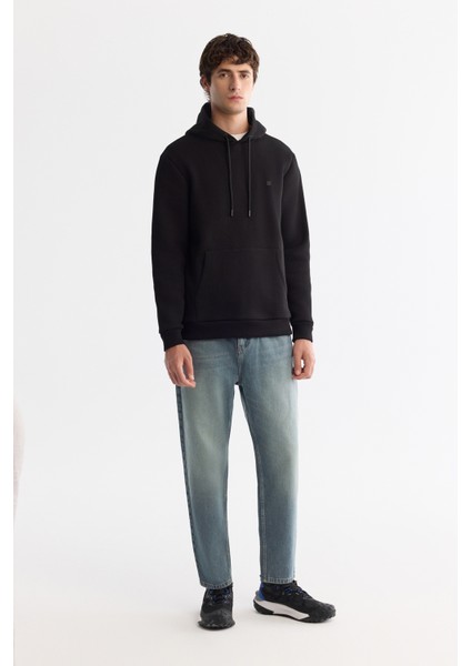 Erkek Siyah Kapüşonlu 3 İplik Şardonlu Regular Fit Sweatshirt B001103