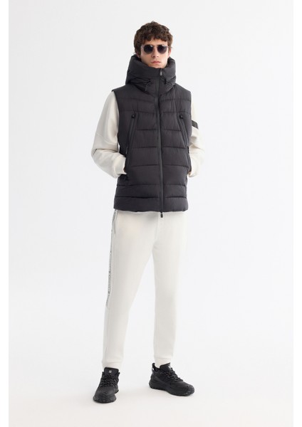 Erkek Siyah Kapüşonlu Su İtici Rüzgar Geçirmez Şişme Comfort Fit Yelek A42Y6504 modelleri