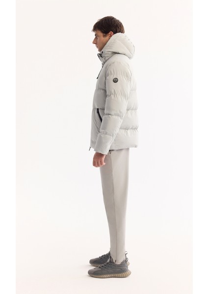 Erkek Açık Gri Kapüşonlu Su İtici Rüzgar Geçirmez -5°C Dayanıklı Comfort Fit Mont B006046 modelleri