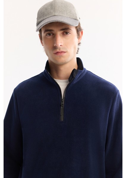 Erkek Lacivert Dik Yaka Fermuarlı Soft Touch Polar Regular Fit Sweatshirt E001068 fiyatları