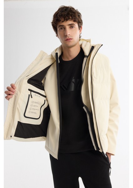 Erkek Ekru Kapüşonlu Su İtici Rüzgar Geçirmez Çıkarılabilir Yelekli Mevsimlik Mont A42Y6100 indirimleri