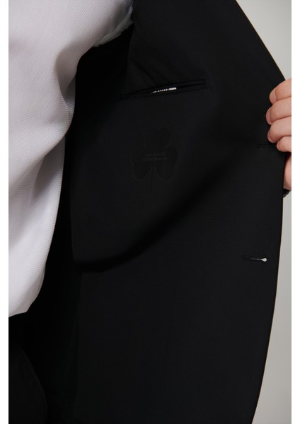 Erkek Siyah Astarsız Su İtici Bi-Stretch Lightweight Comfort Slim Fit Ceket A41Y4030 indirimleri