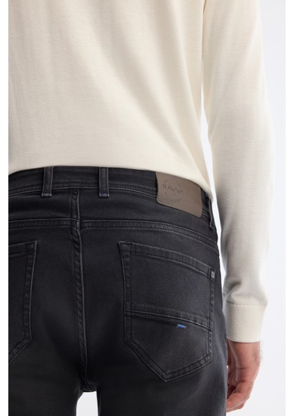 Erkek Siyah Eskitme Yıkamalı Overdy Berlin Slim Fit Jean Pantolon A42Y3511