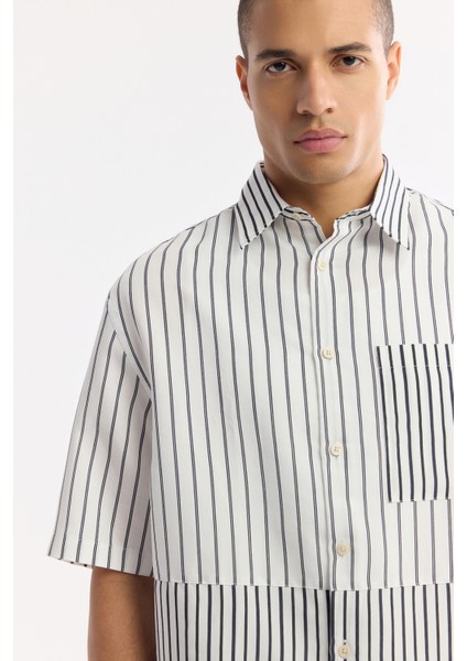 Erkek Siyah-Beyaz Klasik Yaka Viskon Karışımlı Kısa Kol Boxy Fit Gömlek A51Y2120 fiyatları