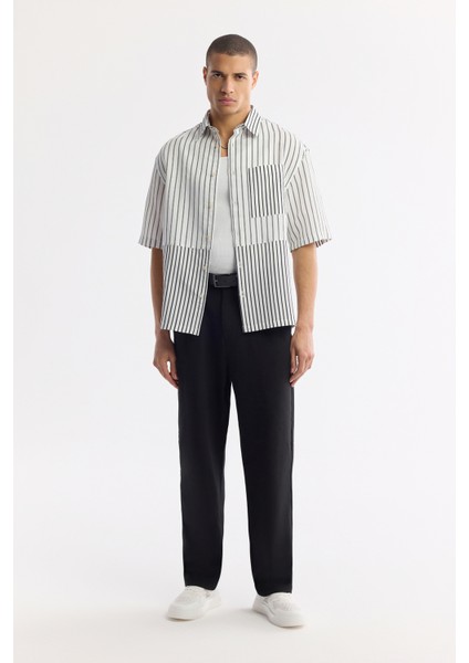 Erkek Siyah-Beyaz Klasik Yaka Viskon Karışımlı Kısa Kol Boxy Fit Gömlek A51Y2120 indirimleri