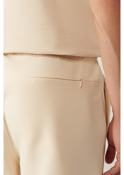 Erkek Bej Jersey Kumaş 2 İplik Yandan Cepli Örme Regular Fit Şort A41Y3622