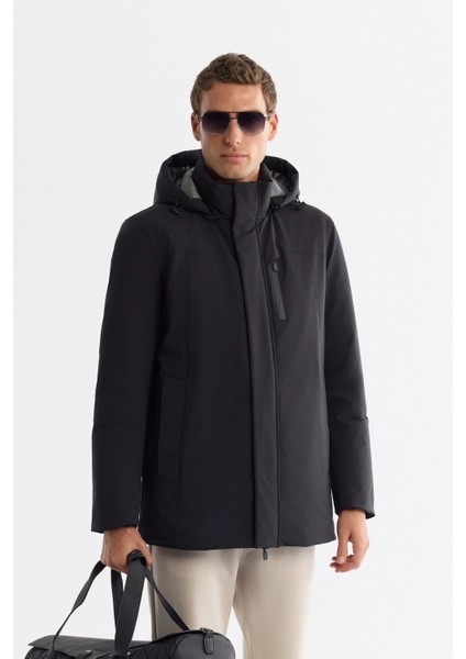 Erkek Siyah Çıkma Kapüşonlu Su İtici Rüzgar Geçirmez Uzun Comfort Fit Mont A42Y6151
