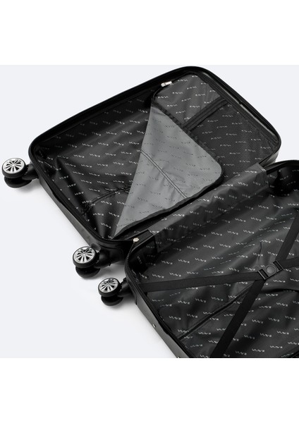 Erkek Siyah Kilitlenebilir Orta Boy Bavul B008112