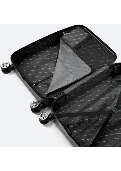 Erkek Siyah Kilitlenebilir Büyük Boy Bavul B008113