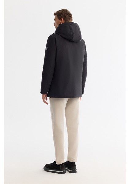 Erkek Siyah Çıkma Kapüşonlu Su İtici Rüzgar Geçirmez Uzun Comfort Fit Mont A42Y6151 fırsatları