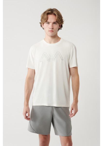 Erkek Beyaz Bisiklet Yaka Baskılı Soft Touch Regular Fit T-shirt A41y1131 modelleri