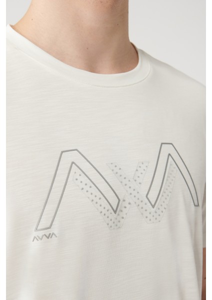 Erkek Beyaz Bisiklet Yaka Baskılı Soft Touch Regular Fit T-shirt A41y1131 indirimleri