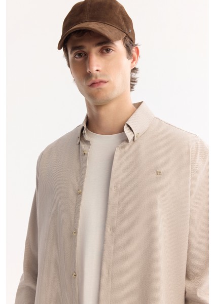 Erkek Bej Düğmeli Yaka Bi-Stretch Kolay Ütülenen Çizgili Slim Fit Gömlek A52Y2098 fiyatları