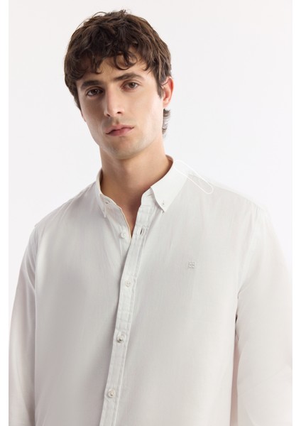 Erkek Beyaz Düğmeli Yaka Hediye Kutulu %100 Pamuk Basic Regular Fit Gömlek B002034 fırsatları