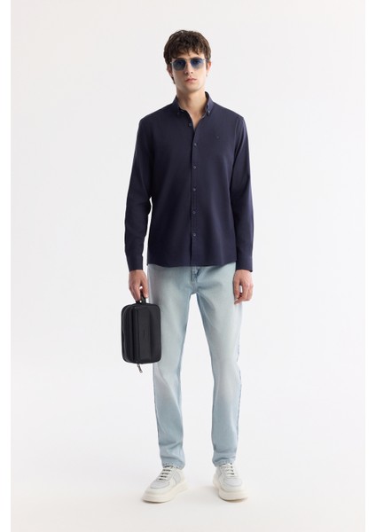 Erkek Lacivert Düğmeli Yaka Hediye Kutulu %100 Pamuk Basic Regular Fit Gömlek B002034