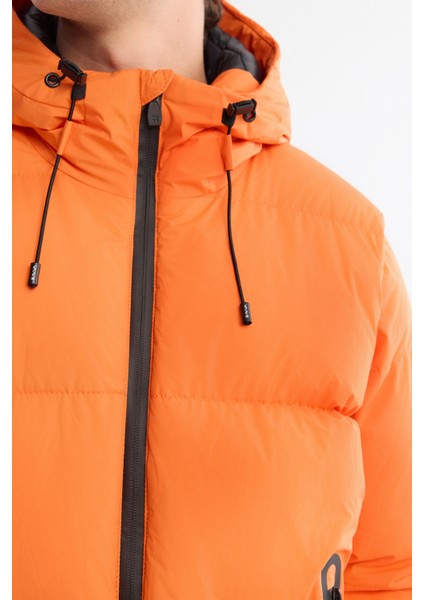 Erkek Turuncu Kapüşonlu Su İtici Rüzgar Geçirmez -5°C Dayanıklı Şişme Comfort Fit Mont B006046 fiyatları