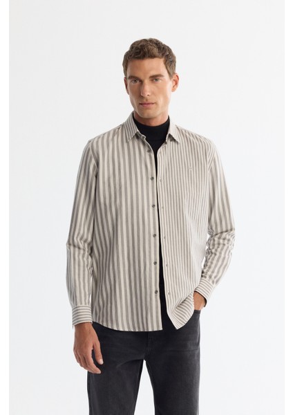 Erkek Gri %100 Pamuk Alttan Britli Yaka Çizgili Slim Fit Gömlek A42Y2040