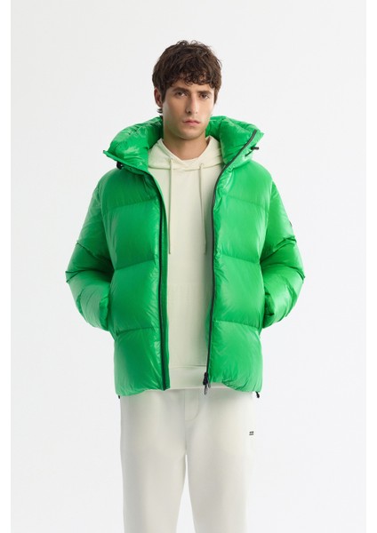 Erkek Yeşil Kapüşonlu Kaz Tüyü Su İtici Rüzgar Geçirmez -20°C Dayanıklı Şişme Mont A42Y6182