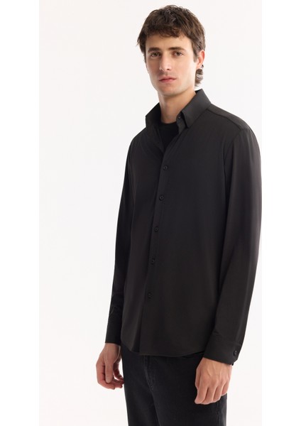 Erkek Siyah Düğmeli Yaka Hızlı Kuruyan Non-Iron Regular Fit Gömlek A52Y2107 indirimleri