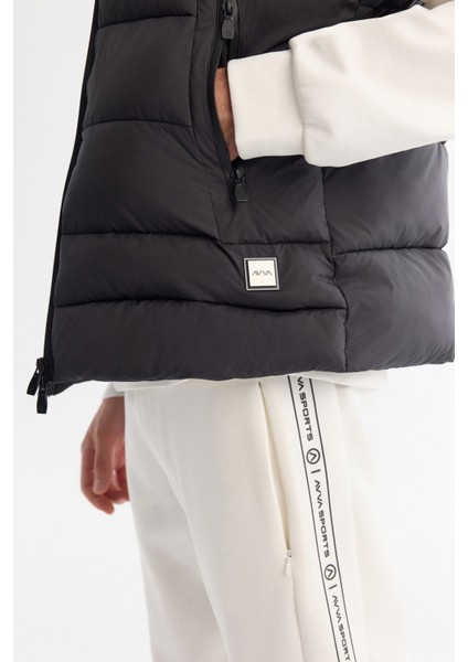 Erkek Siyah Kapüşonlu Su İtici Rüzgar Geçirmez Şişme Comfort Fit Yelek A42Y6504