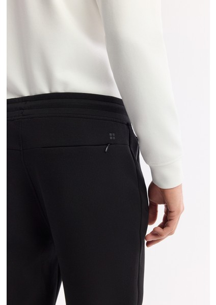 Erkek Siyah Beli Lastikli Bağcıklı Bi-Stretch Regular Fit Eşofman Altı B003400 indirimleri