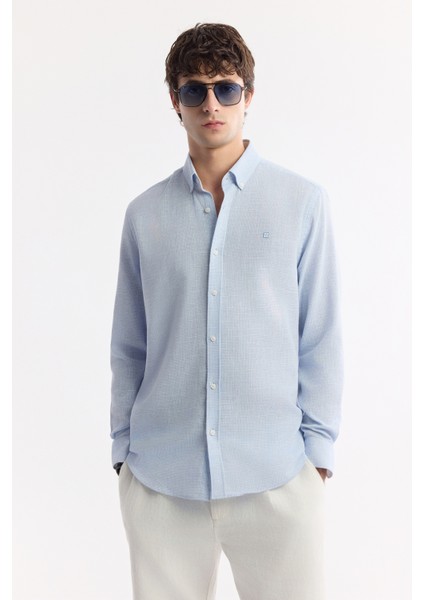 Erkek Açık Mavi Düğmeli Yaka Kolay Ütülenir Pamuklu Regular Fit Gömlek A51Y2130 indirimleri
