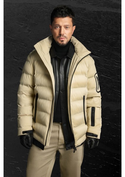 Erkek Bej Kapüşonlu Kaz Tüyü Su İtici Rüzgar Geçirmez -10°C Dayanıklı Şişme Mont A52Y6067