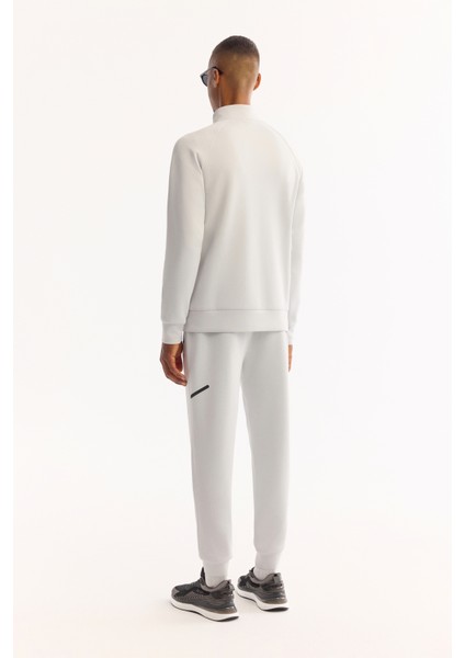 Erkek Açık Gri Dik Yaka Fermuarlı Bi-Stretch Regular Fit Sweatshirt A52Y1335 fırsatları