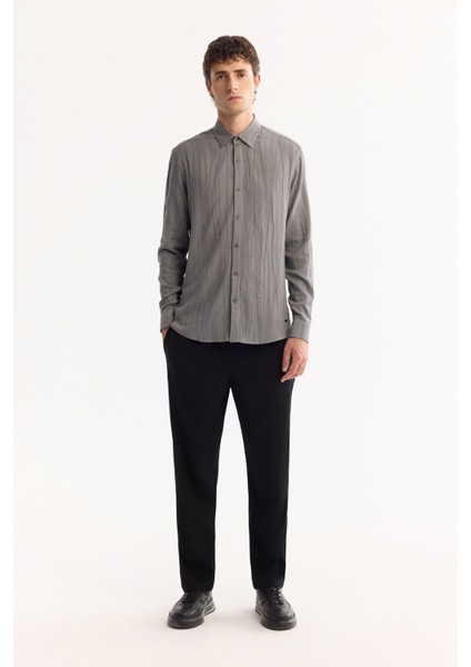 Erkek Gri Düğmeli Yaka Pamuklu Soft Touch Dokulu Regular Fit Gömlek A52Y2055