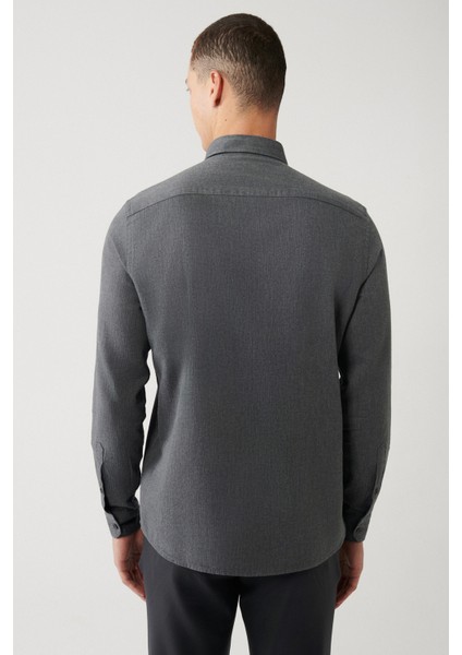 Erkek Antrasit Düğmeli Yaka %100 Pamuk Regular Fit Gömlek B002033 fırsatları