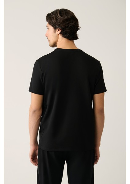 Erkek Siyah Bisiklet Yaka Jersey Kumaş Garnili Regular Fit T-shirt A41y1114 fırsatları