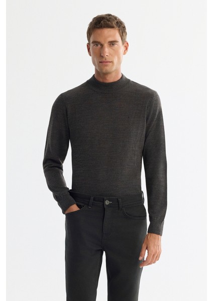 Erkek Haki Eskitme Yıkamalı Esnek Berlin Slim Fit Jean Pantolon A42Y3533 modelleri