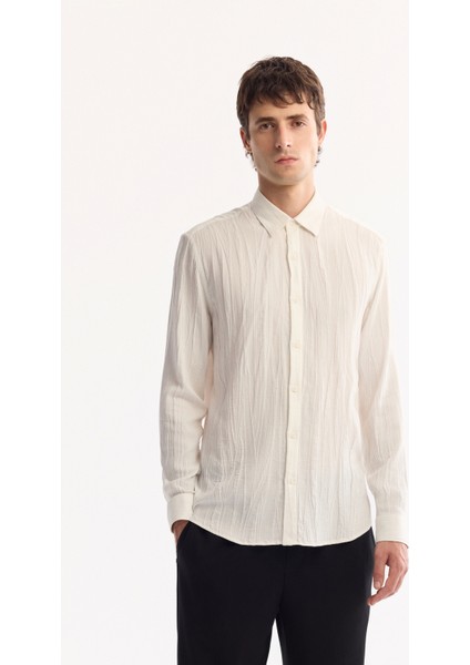 Erkek Beyaz Düğmeli Yaka Pamuklu Soft Touch Dokulu Regular Fit Gömlek A52Y2055