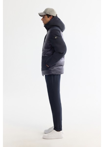 Erkek Lacivert Kapüşonlu Su İtici Rüzgar Geçirmez Parlak Şişme Comfort Fit Mont A42Y6104