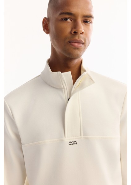 Erkek Ekru Dik Yaka Fermuarlı Pamuklu Bi-Stretch Regular Fit Sweatshirt A52Y1282