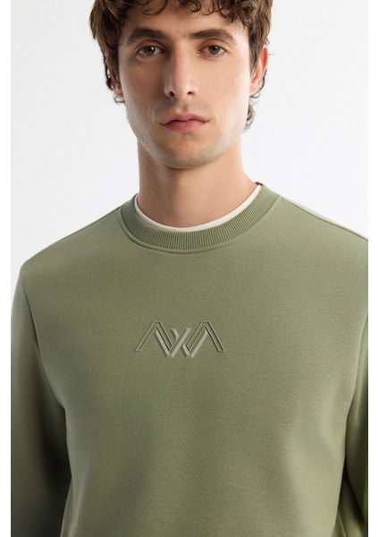 Erkek Yeşil Bisiklet Yaka Pamuklu Şardonlu Baskılı Regular Fit Sweatshirt B001033 fiyatları