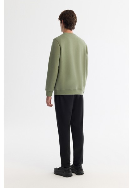 Erkek Yeşil Bisiklet Yaka Pamuklu Şardonlu Baskılı Regular Fit Sweatshirt B001033 fırsatları