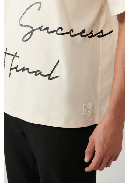 Erkek Bej %100 Pamuk Bisiklet Yaka Baskılı Oversize Fit T-Shirt A41Y1038 fiyatları