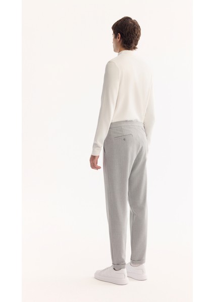 Erkek Açık Gri Yanları Tokalı Viskon Karışımlı Kolay Ütülenen Carrot Fit Pantolon A52Y3010 fırsatları