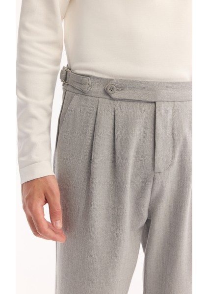 Erkek Açık Gri Yanları Tokalı Viskon Karışımlı Kolay Ütülenen Carrot Fit Pantolon A52Y3010 indirimleri
