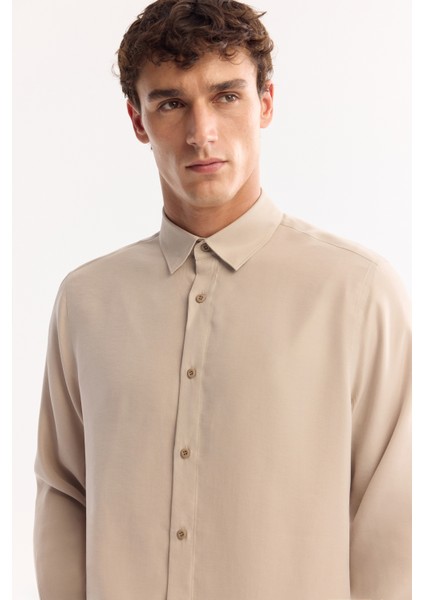 Erkek Taş Düğmeli Yaka Soft Touch Comfort Fit Gömlek A52Y2064 modelleri