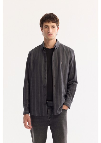 Erkek Antrasit Düğmeli Yaka %100 Pamuk Oxford Soft Touch Regular Fit Gömlek A52Y2048