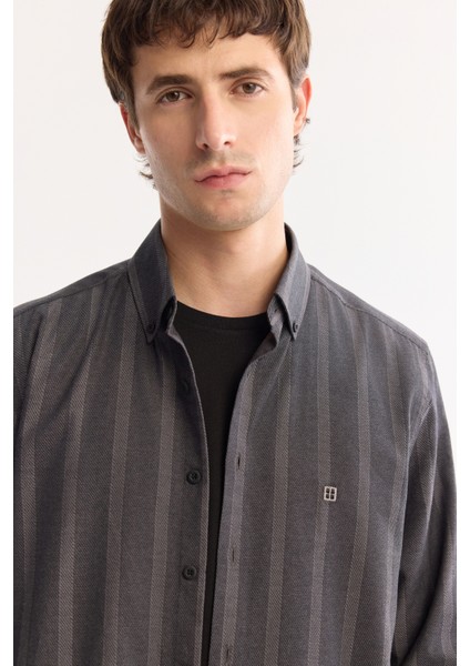 Erkek Antrasit Düğmeli Yaka %100 Pamuk Oxford Soft Touch Regular Fit Gömlek A52Y2048 fiyatları