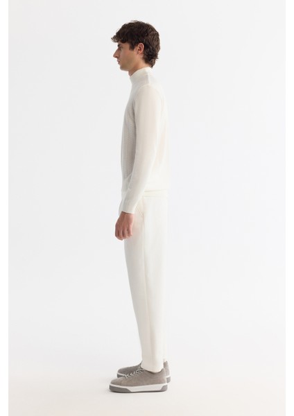 Erkek Beyaz Yarım Balıkçı Yaka Dokulu Basic Kazak E005108 fiyatları