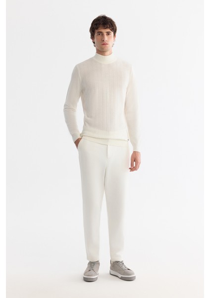 Erkek Beyaz Yarım Balıkçı Yaka Dokulu Basic Kazak E005108 indirimleri