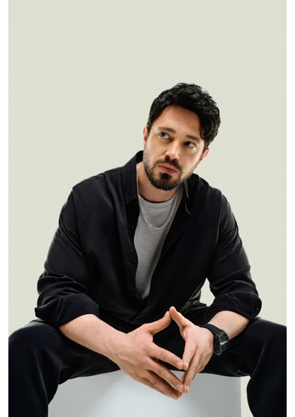 Erkek Siyah Soft Touch Alttan Britli Yaka Soft Touch Oversize Fit Gömlek A41Y2168