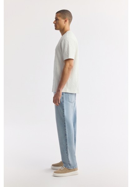 Erkek Beyaz Bisiklet Yaka Pamuklu Jakarlı Elastan Comfort Fit T-Shirt A51Y1122 modelleri